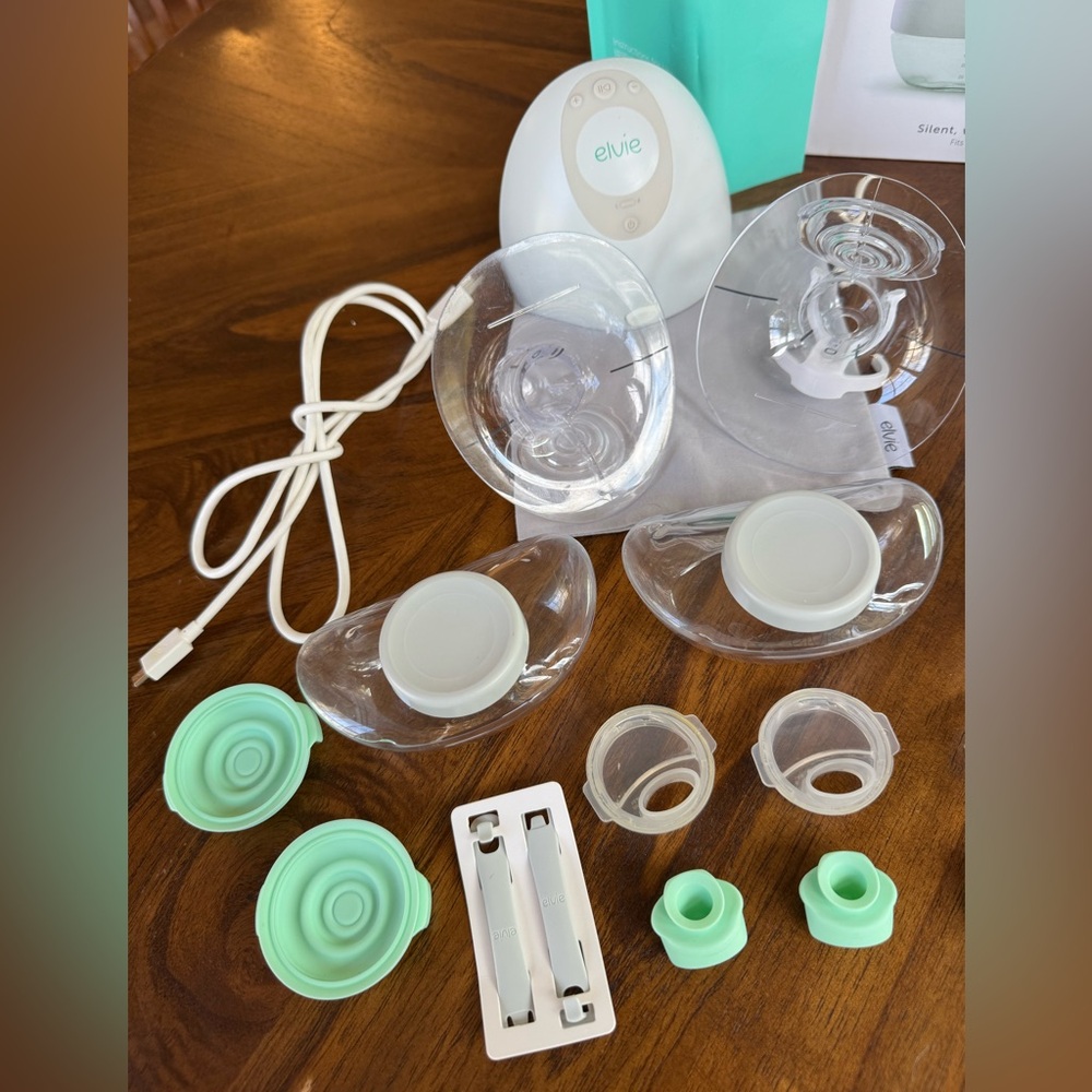 Elvie Silent Wearable Double Breastpump - Picture 2 of 8